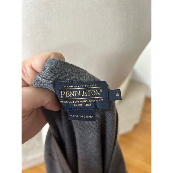 Pendleton Charcoal Grey Merino Wool V-neck Long Sleeve Cardigan Sweater - Picture 2 of 6